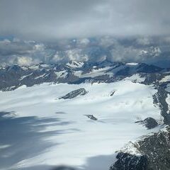 Verortung via Georeferenzierung der Kamera: Aufgenommen in der Nähe von 39027 Graun im Vinschgau, Südtirol, Italien in 3766 Meter